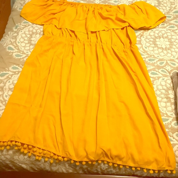 SHEIN Dresses & Skirts - Golden off the shoulder dress